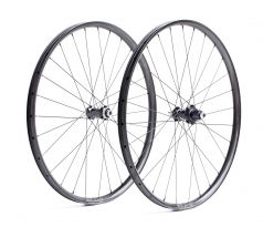 karbonové výplety 29" DUKE Lucky Jack SLS3/Shimano XT M8110/SAPIM CX-Ray 1.370 g