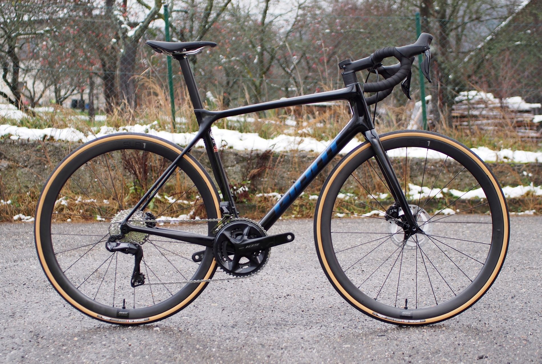 giant defy vs tcr