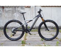 lehké elektrokolo 29" Orbea RISE M-Ultimate 16 kg 2023