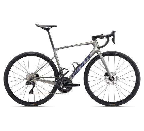 silniční kolo Giant Defy Advanced 1 2024