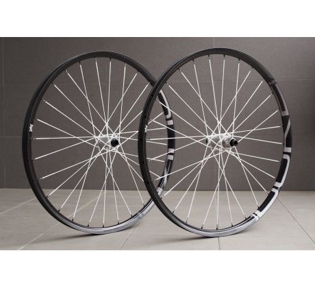 karbonové výplety 29" DUKE Lucky Jack SLS5 28/Erase/Berd (od 1.010 g)