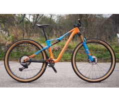 celoodpružené kolo Orbea OIZ M-Custom XTR Di2 10,48 kg