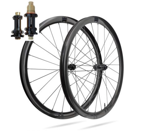 gravel karbonové výplety DUKE Baccara WRX 36 / Extralite HyperSmart 3 / SAPIM CX-Ray 1.210 g 