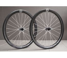 gravel karbonové výplety DUKE Baccara WRX 42 / Baron HF / Berd 1.295 g