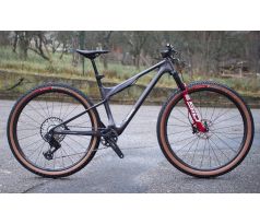 celoodpružené kolo 29" Unno HORN Custom RS / Sram AXS / Duke LJ SLS4 2025