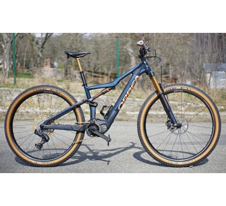 BAZAR lehké elektrokolo 29" Orbea RISE M-Ultimate 15,9 kg 2022 vel. M